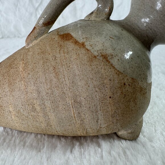 Vintage Handcrafted Ceramic Amphora Style Vase Handle Tripod Base Beige & Gray - Picture 5 of 9